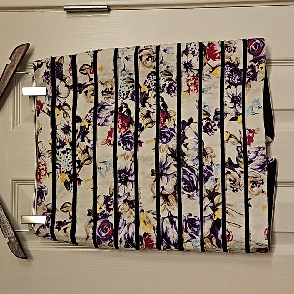 WHBM floral skirt